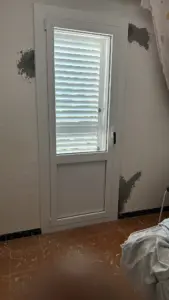 Proyecto de carpintería de aluminio y PVC de Masque Vidre 55