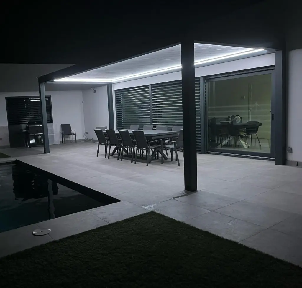 Proyecto de instalación de toldos y pérgolas de Masque Vidre 68
