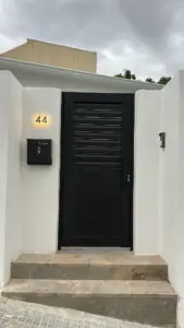 Puerta De Aluminio